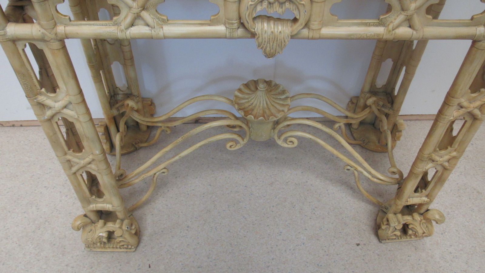photo buy Superb  Decorative  Cabinet With Chinese Influence