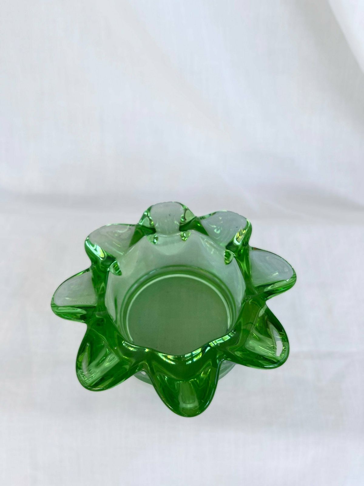 Sklo Union Czech Vintage Art Glass 1962. Amethyst Stylised Flower Design Glass Bowl photo 50.0