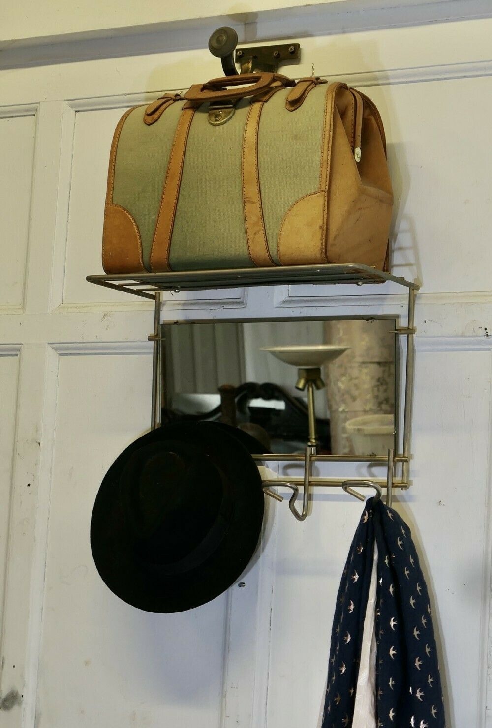 Mid Century Retro Polished Steel Mirrored Hat And Coat Rack photo 630.0