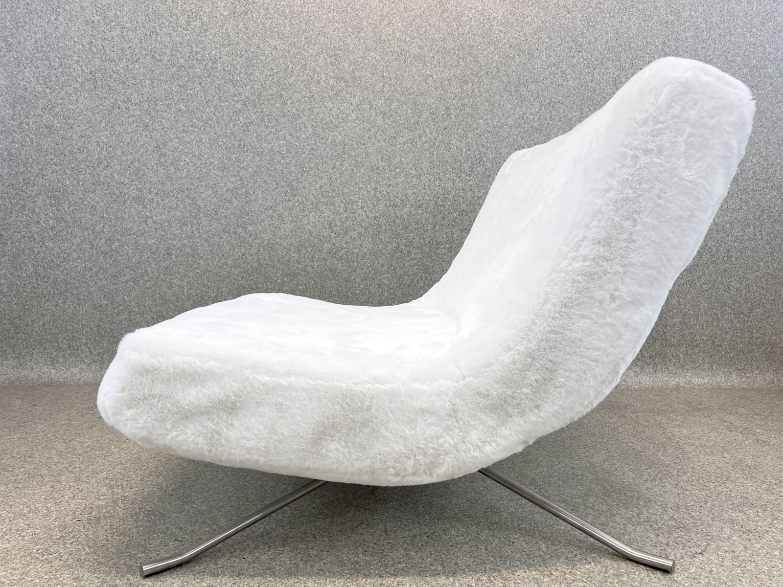 Fluffy Yeti Ligne Roset ‘Pop’ Easy Lounge Chair By Christian Werner photo 1620.0