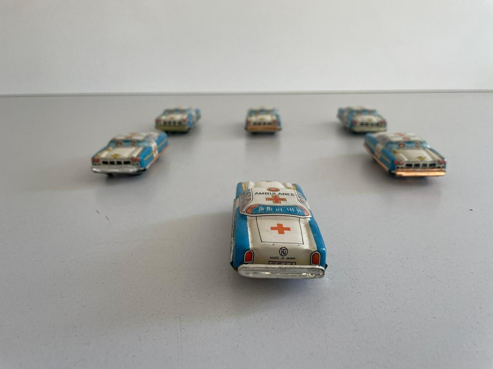 Nt Tin Military Police Toy Car, Set Of 6, Made In Japan photo vinterior