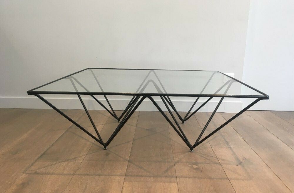 Paolo Piva. Black Lacquered Pyramidal Coffee Table photo Furniture