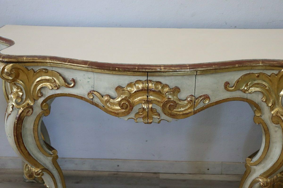 photo vinterior 20th Century Carved And Gilded Wood Console Table, 1980s