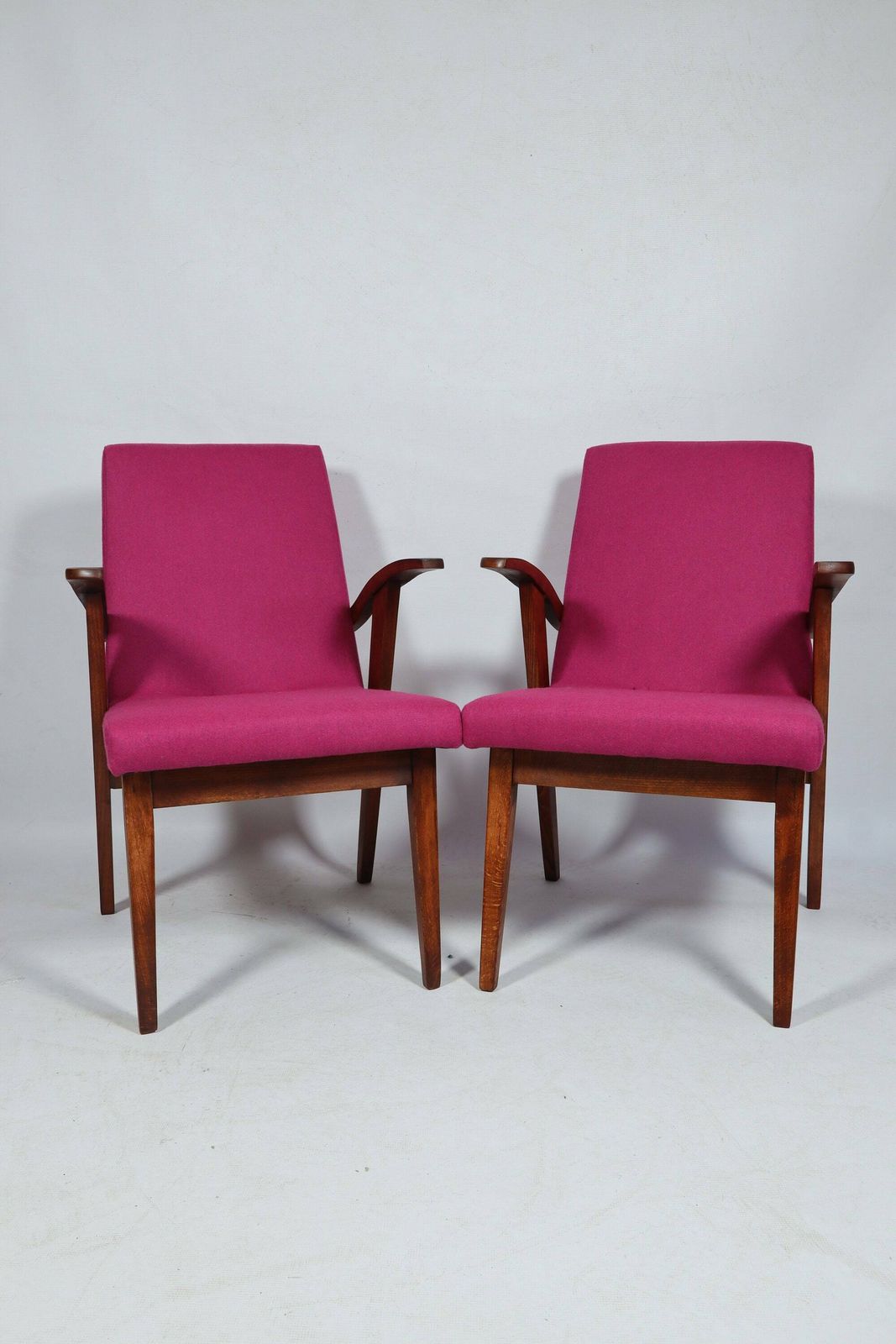 photo furniture Fuchsia Wool Mid Century Armchair Wooden Lounge Chair Refurbished, 1960s, Poland
