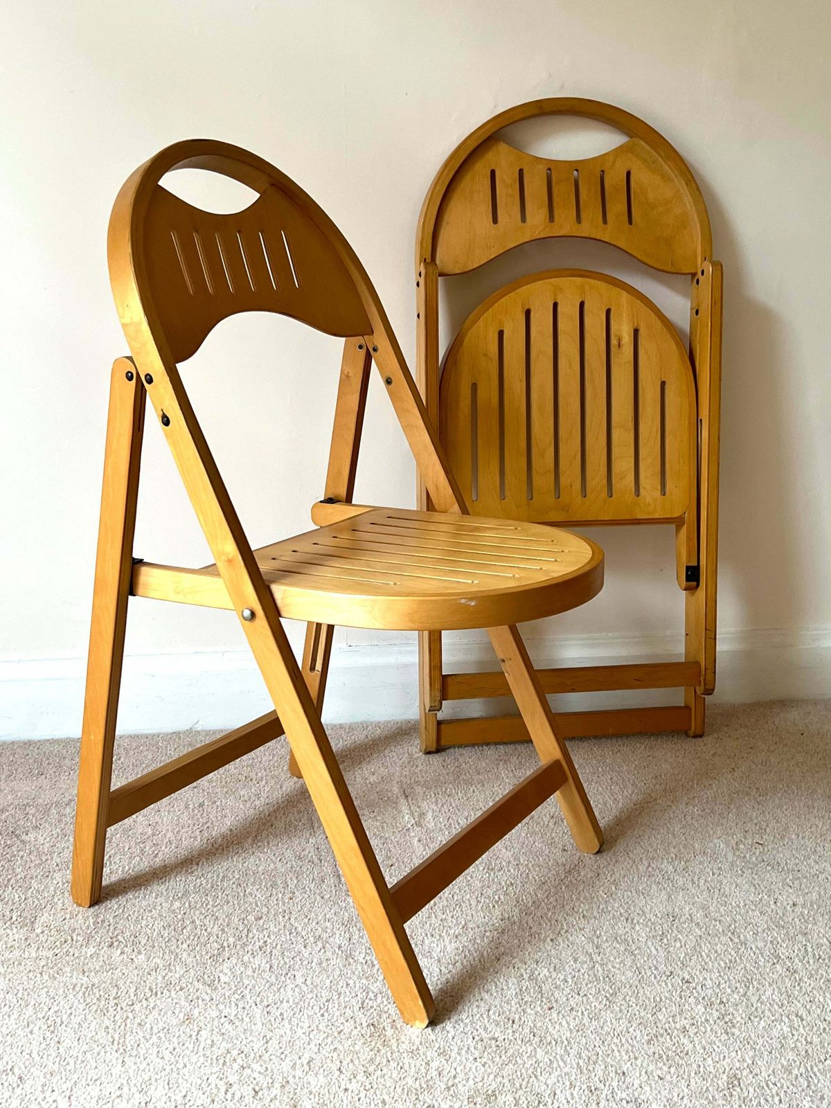 Mid Century Pair Of Folding Chairs By Otk photo 195.0