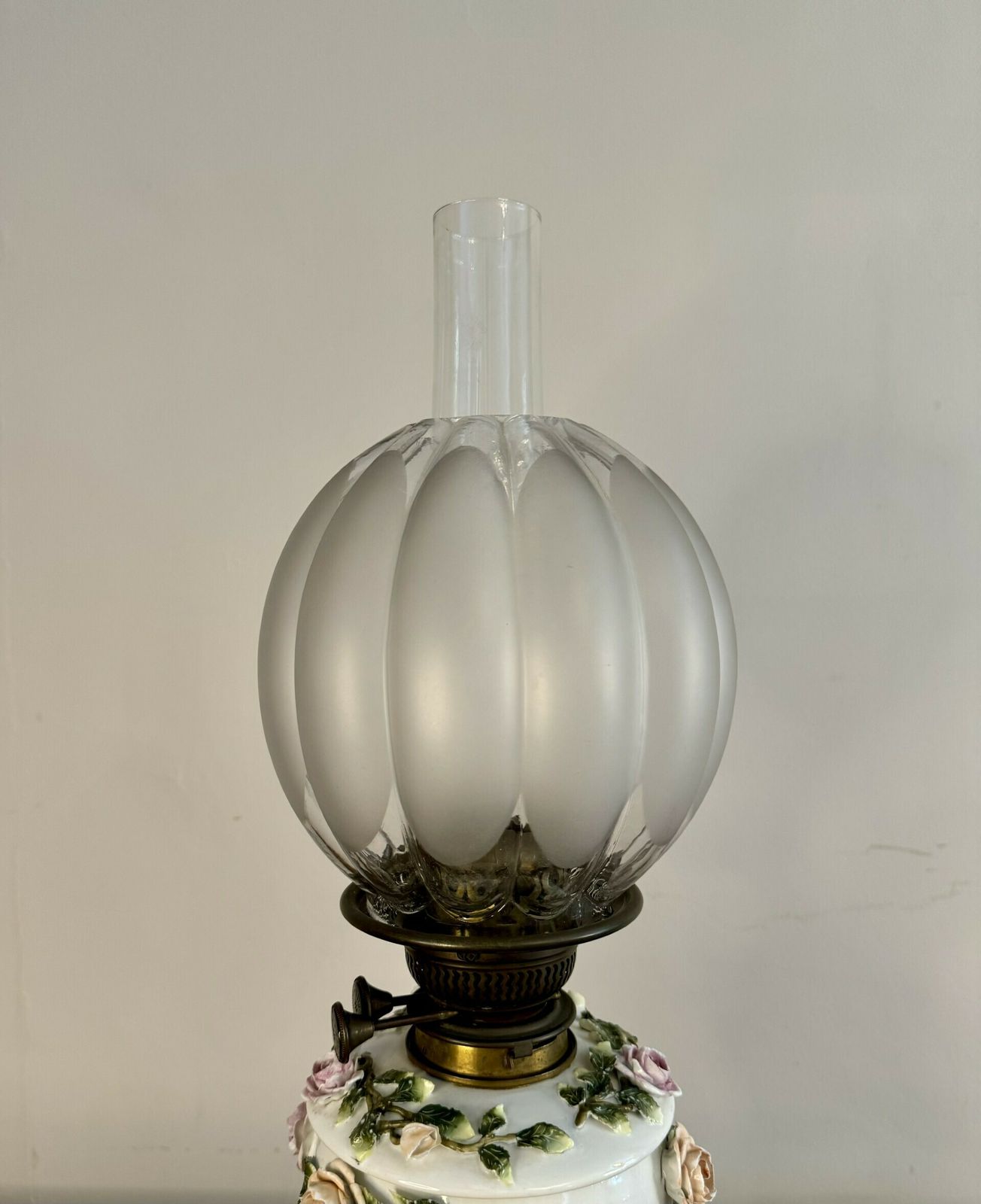 Outstanding Quality Antique Sitzendorf Porcelain Oil Lamp photo vintage