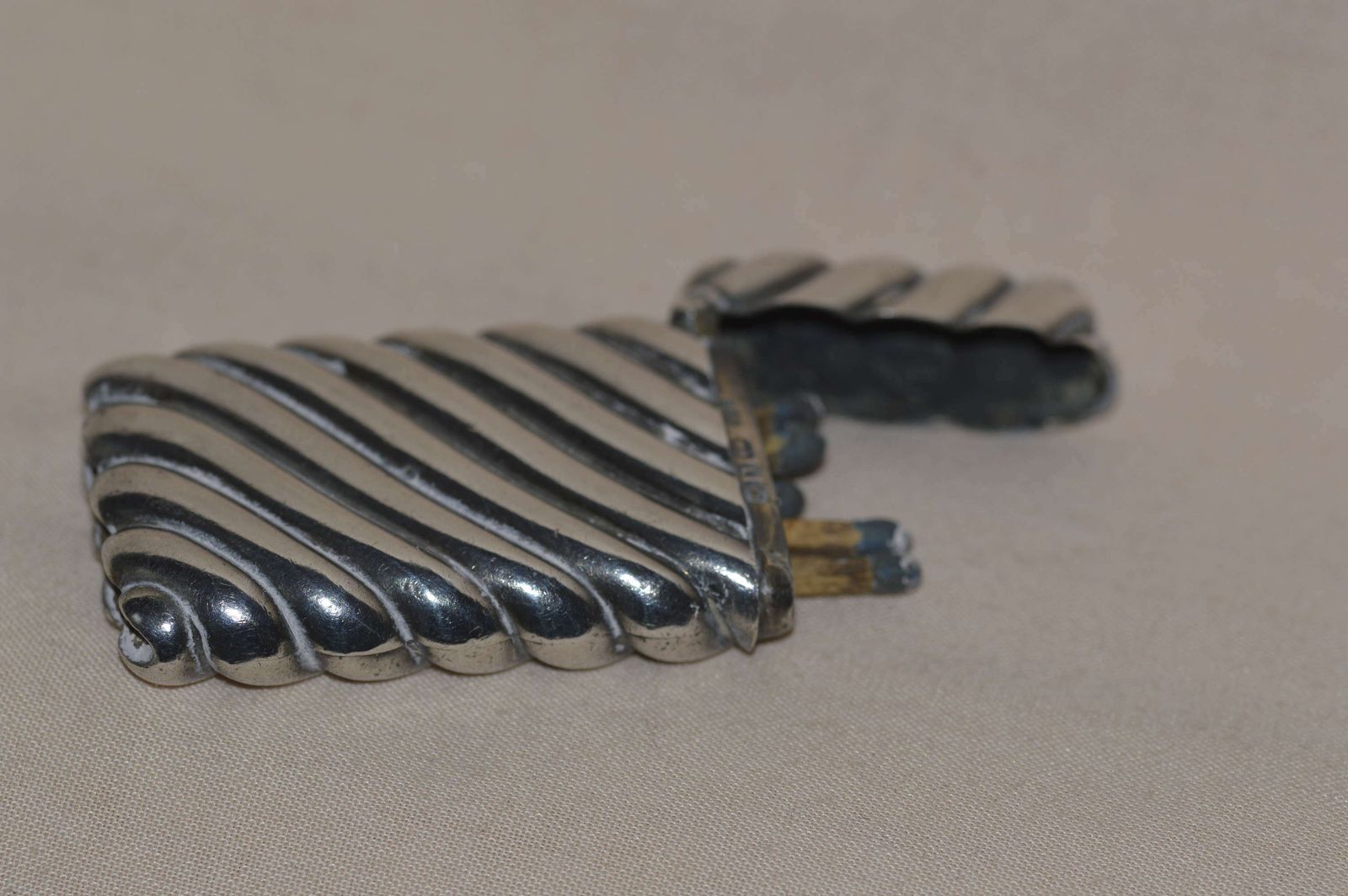 Early 20th Century Silver Vesta Case By William Neale Of Birmingham photo vinterior
