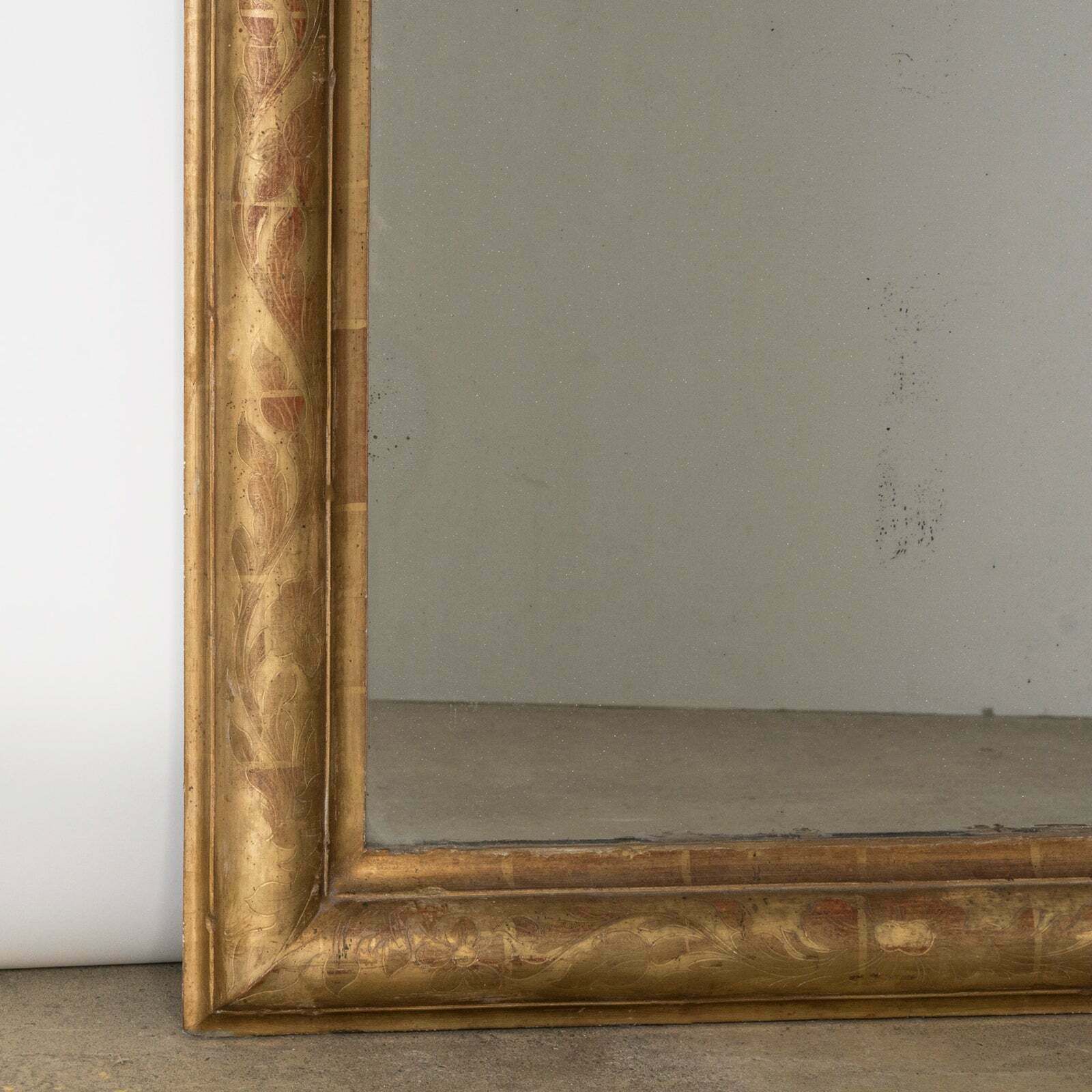 Smal 19e Eeuws Antiek Frans Louis Philippe Spiegel Met Gegraveerde Bloemen photo Woonaccessoires