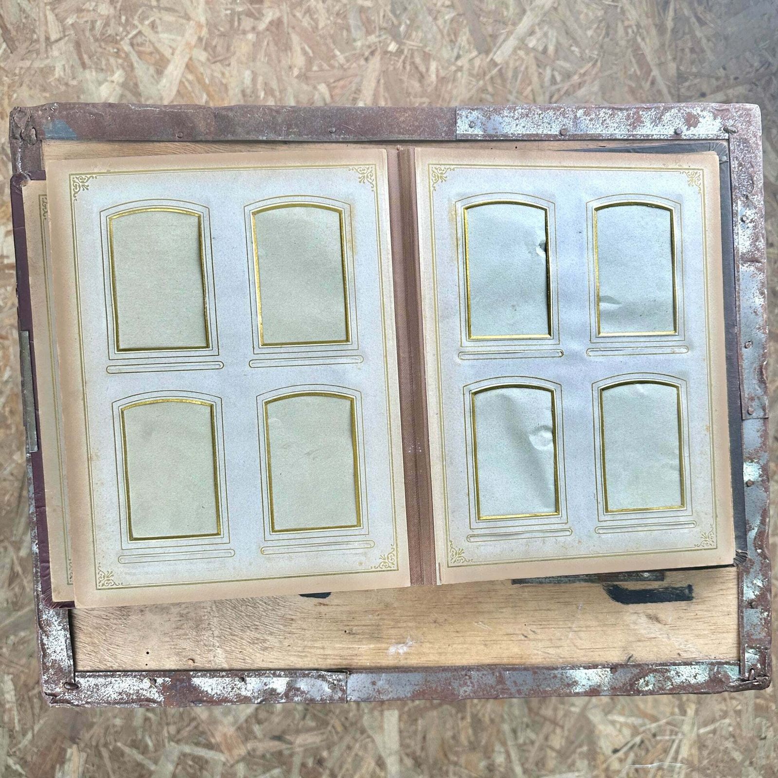 photo furniture Victorian Era Family Photo Album