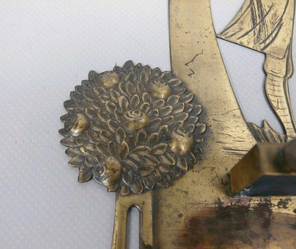photo vinterior Art Nouveau Wall Mount For Tear Off Calendar In Brass, 1890s