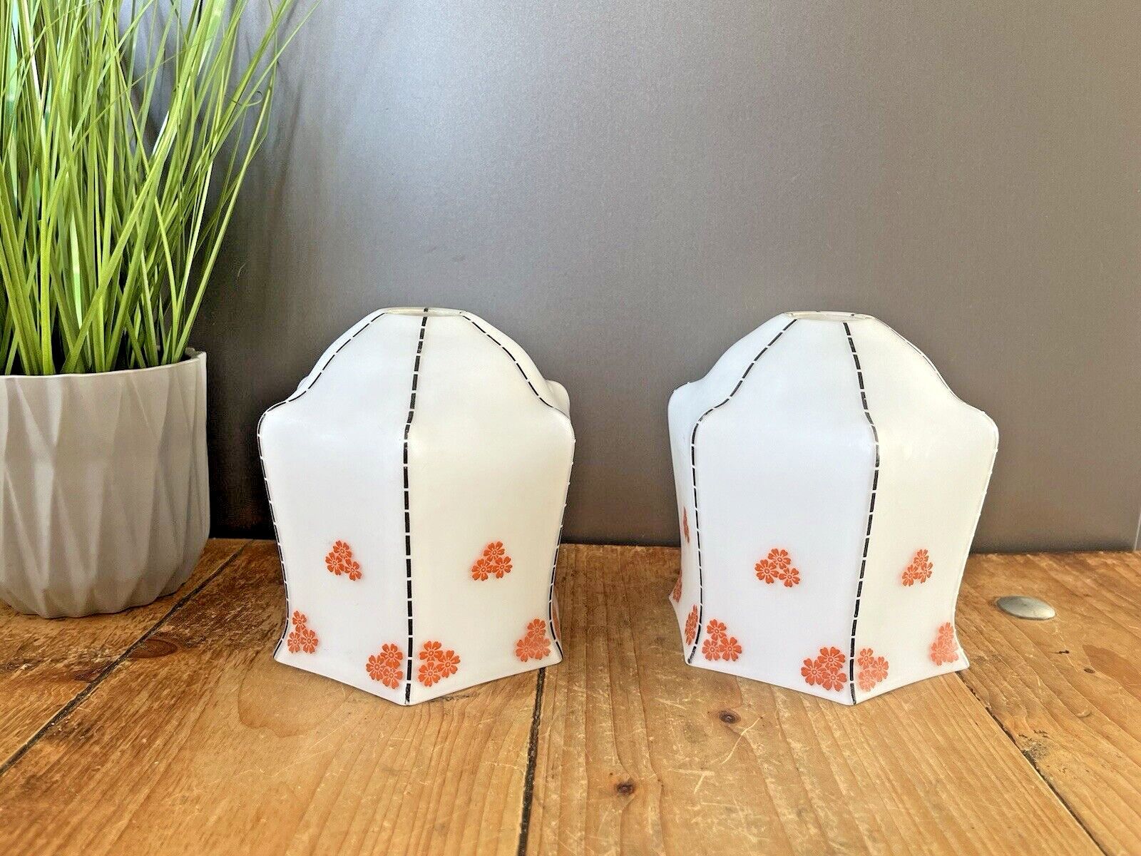 1 Lovely Art Deco Orange Floral Glass Light Lamp Shade Supastone Czechoslovakia photo for sale