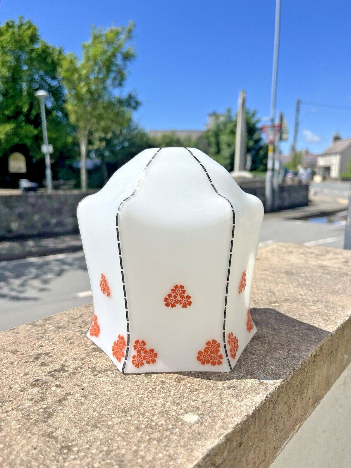 photo vinterior 1 Lovely Art Deco Orange Floral Glass Light Lamp Shade Supastone Czechoslovakia