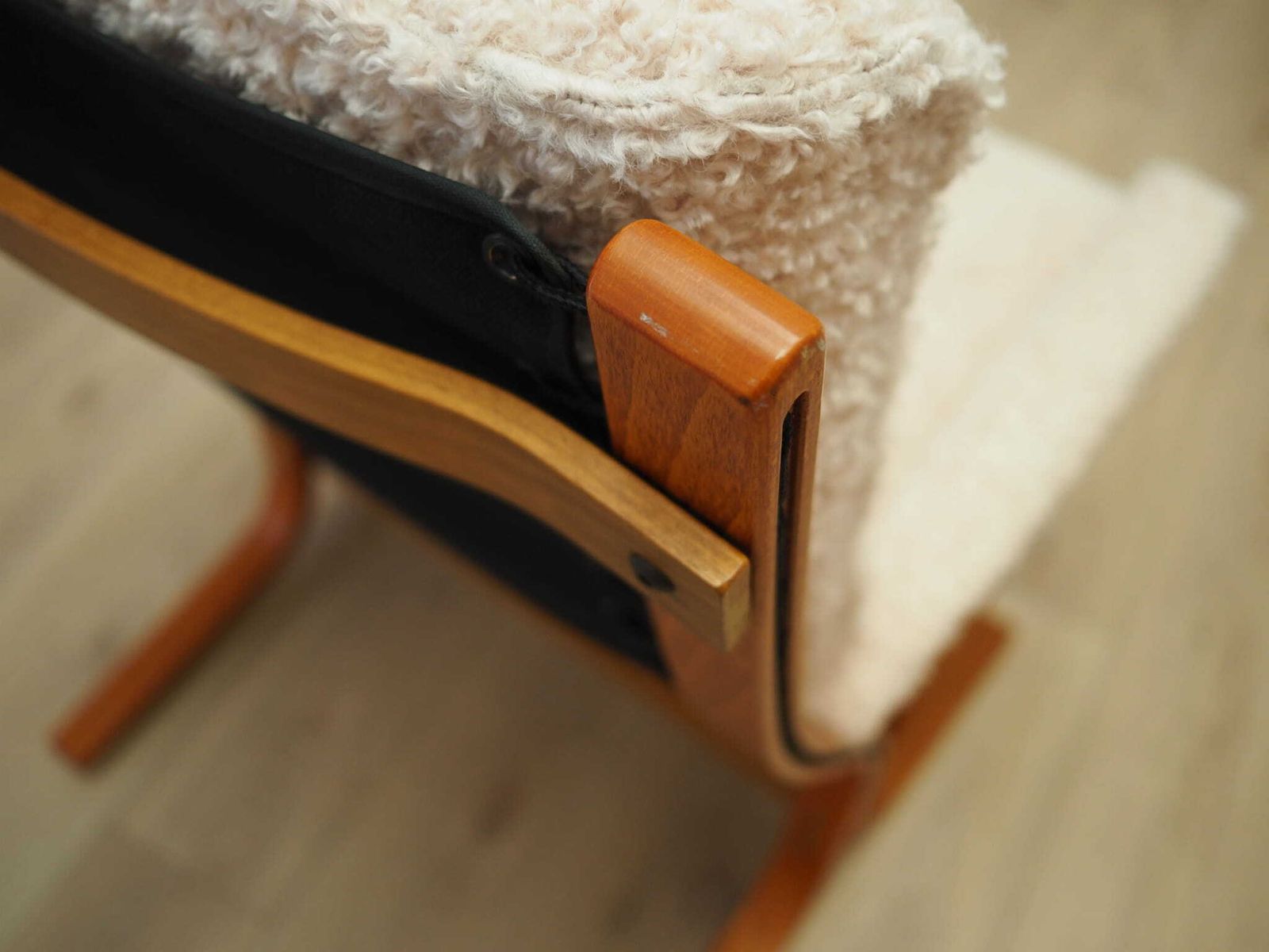 photo buy Lounge Armchair, Norwegian Design, 1970s, Designer: Ingmar Relling, Manufacturer: Westnofa