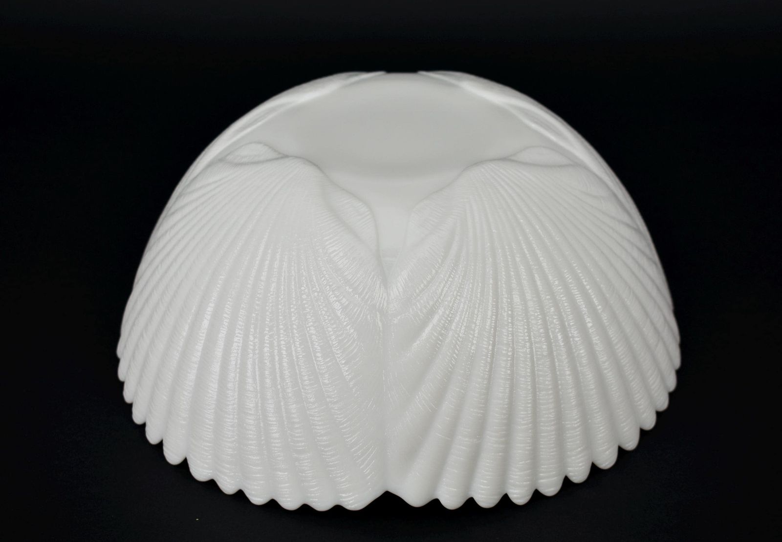 Mid Century Seashell Dessert Bowl Set Of 9 Milk Glass | Punch Italian Hollywood Regency Opalescent White Coastal Dinnerware French photo Home Decor