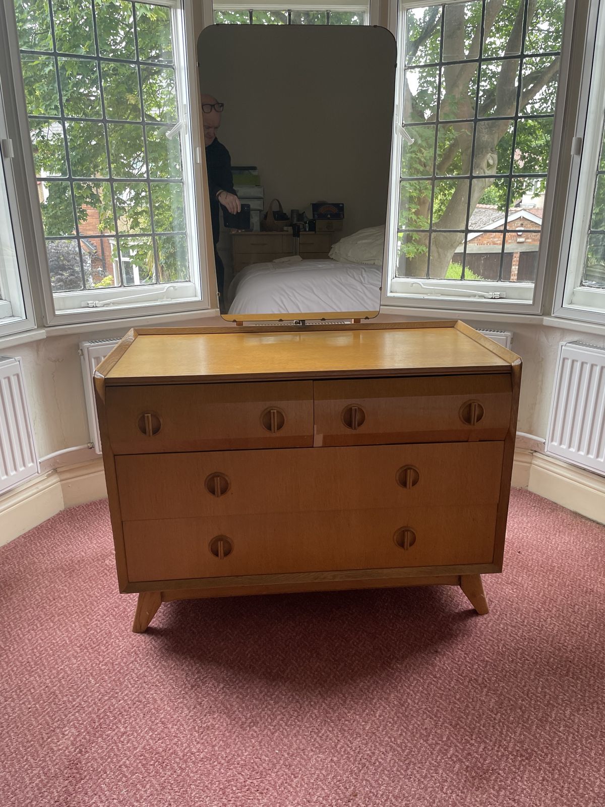 Mid Century White And Newton Oak Chest Of Drawers/Dressing Table photo vinterior