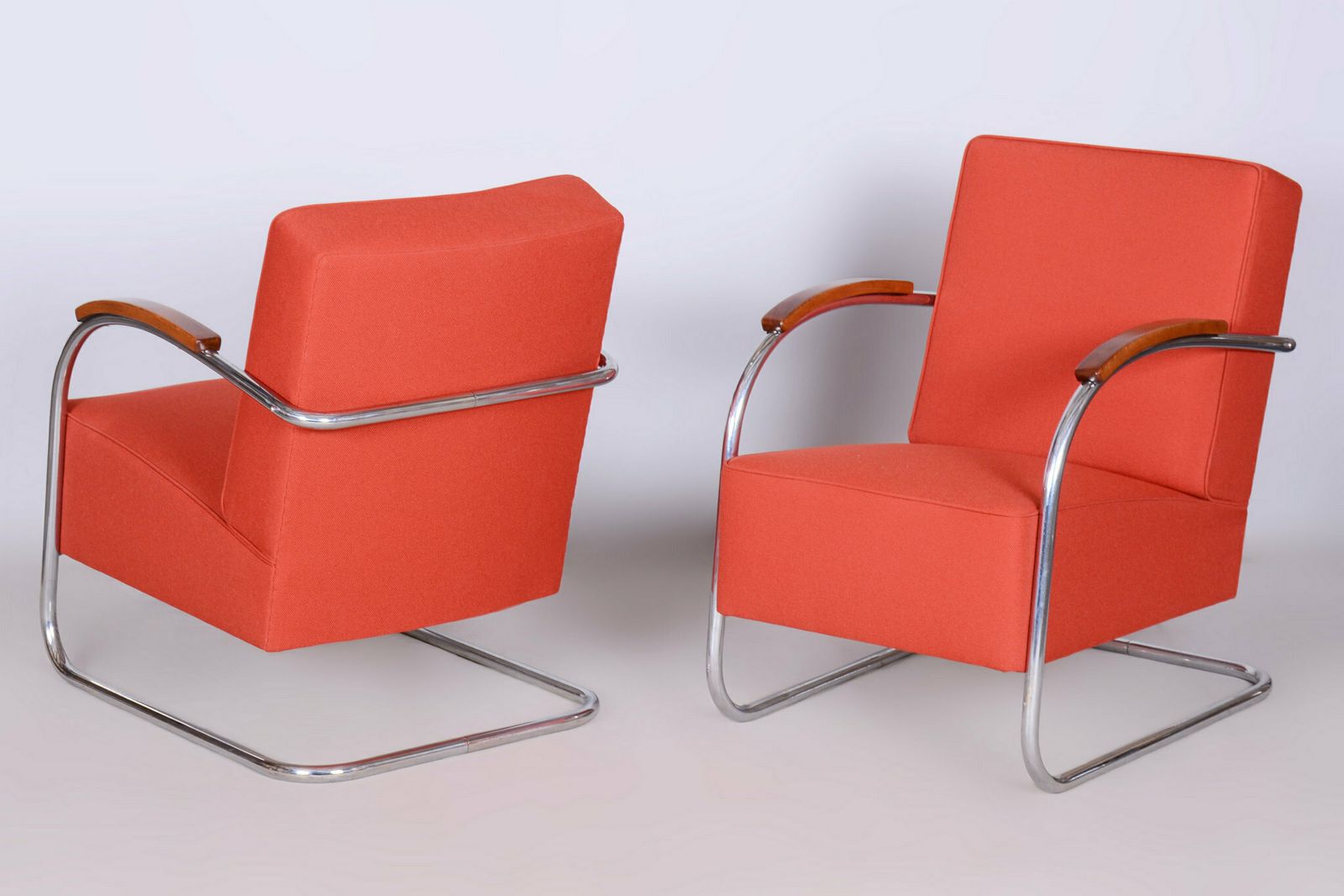 Set Of Two Restored Bauhaus Armchairs, By Mücke Melder, Chrome, Czech, 1930s photo vintage
