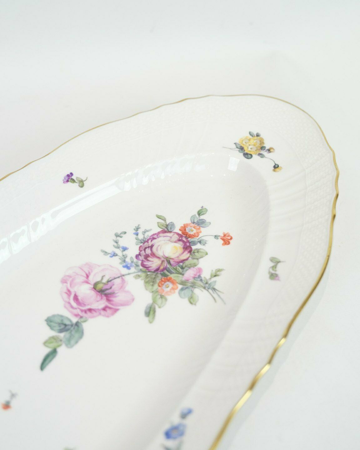Fish Dish Kgl. Saxon Flower Decorated With Gold Hand Painted By Royal Copenhagen In  Approx From 1923 photo for sale