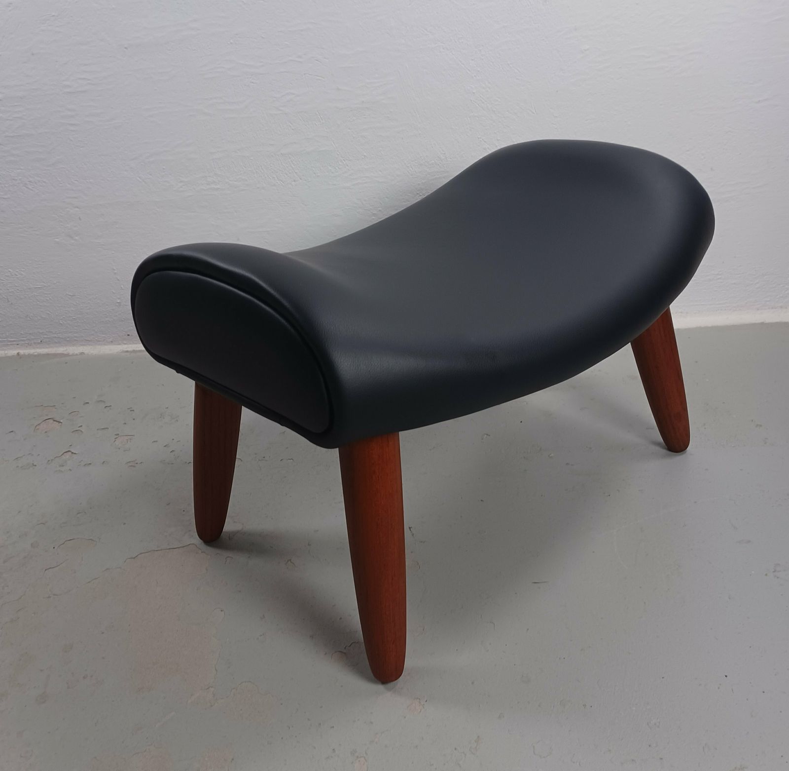 Fully Restored Danish Ottoman In Teak Reupholstered In Black Leather, 1960s photo for sale