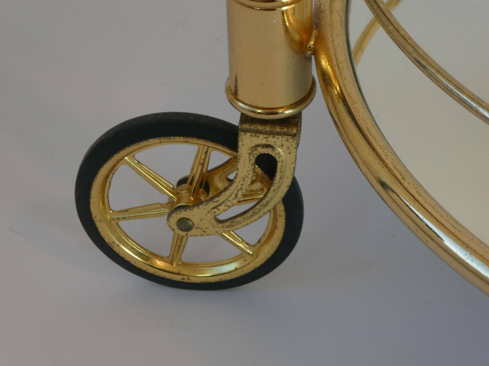 photo furniture Stunning Italian Bar Cart With Three Tiers And Brass Birds, 70's Unique Trolley With A Mirror Tray And Plexiglass Handle