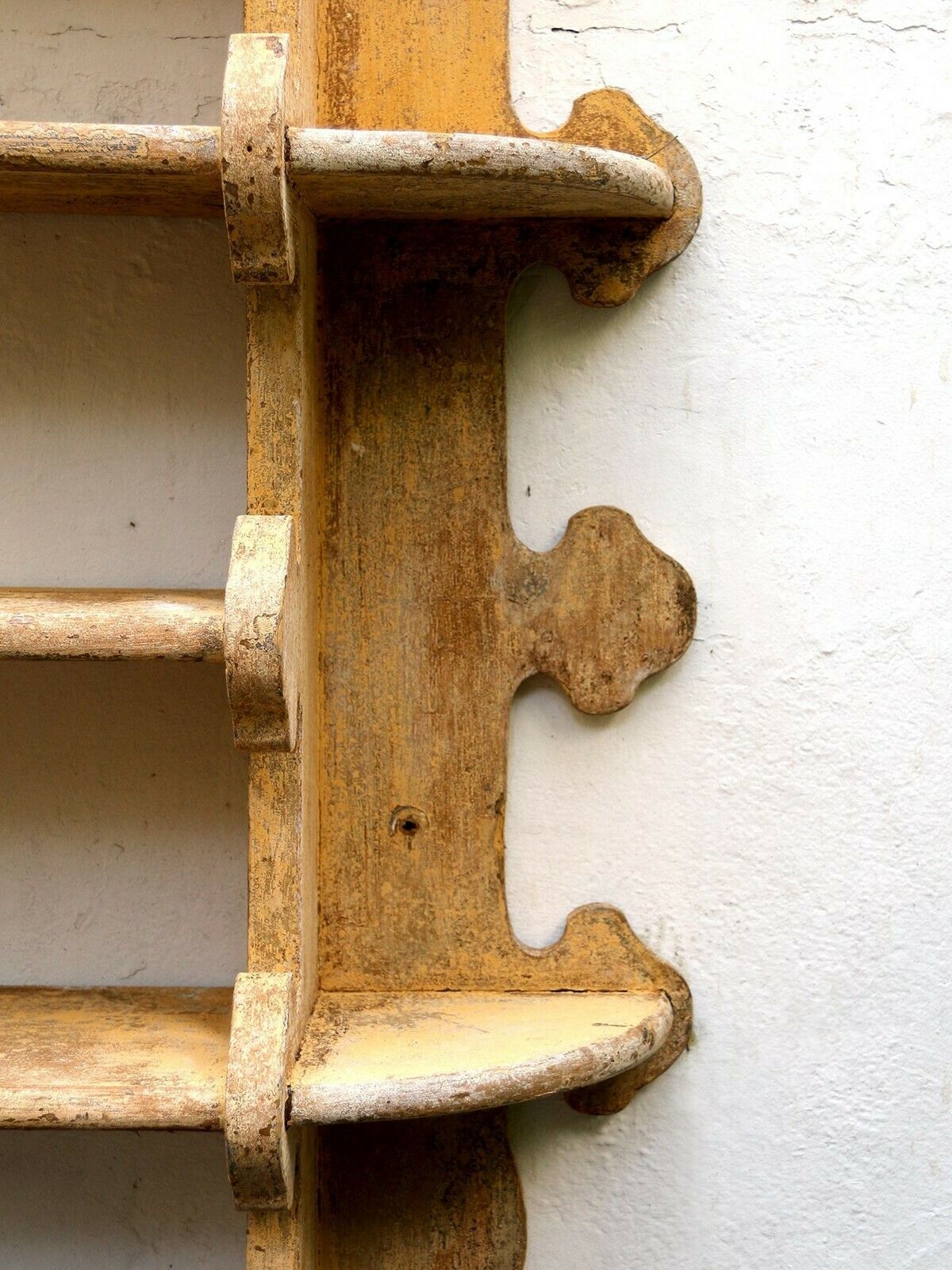 1480.0 Shelf Rack From French Pastry Shop photo
