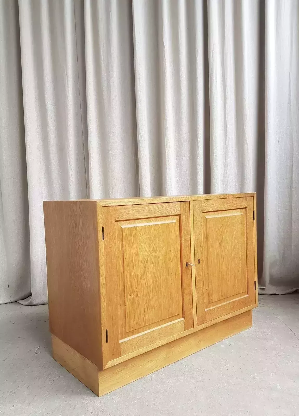 Vtg Mid Century Danish Oak Compact Sideboard Media Cabinet Scahdi Retro R516 photo vintage