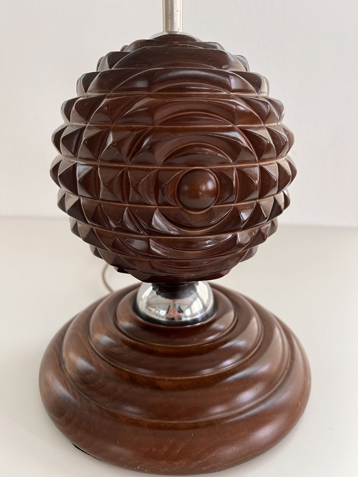 photo vinterior Italian Midcentury Sculptural Table Lamp In Nutwood, 1960s