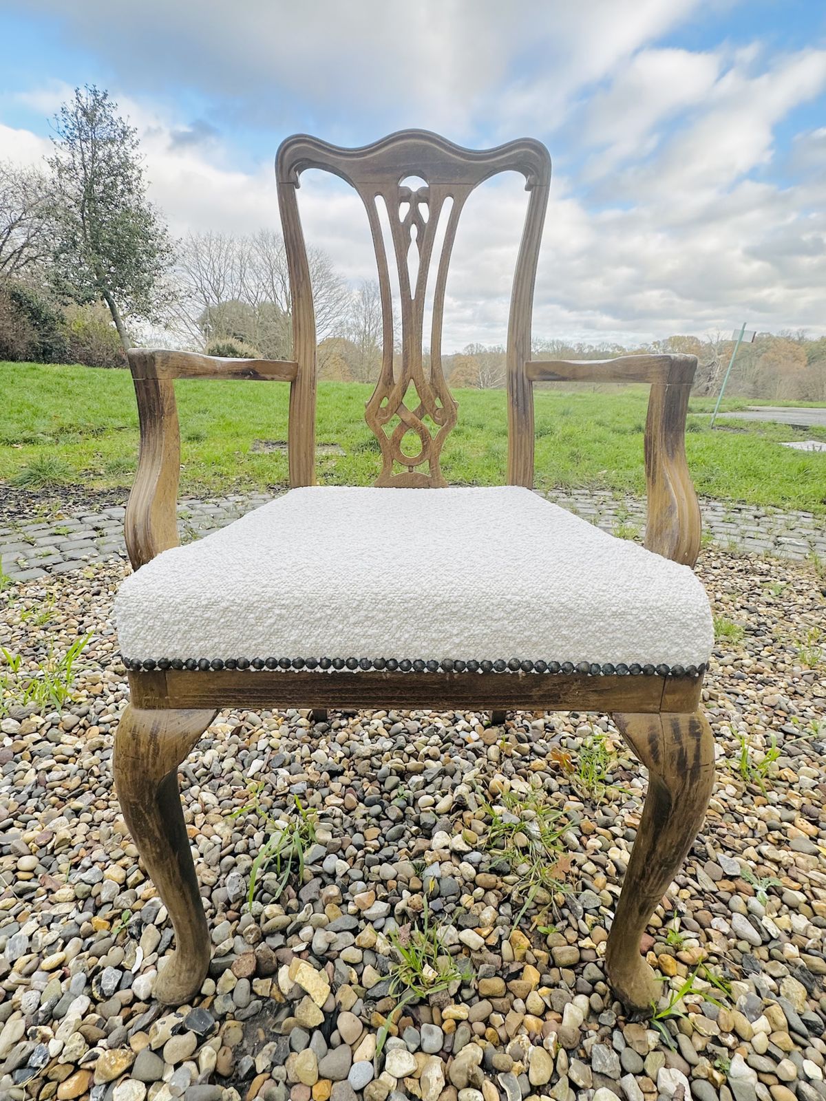 Upholstered Antique Queen Anne Style Carver Oak Chair In Boucle photo furniture