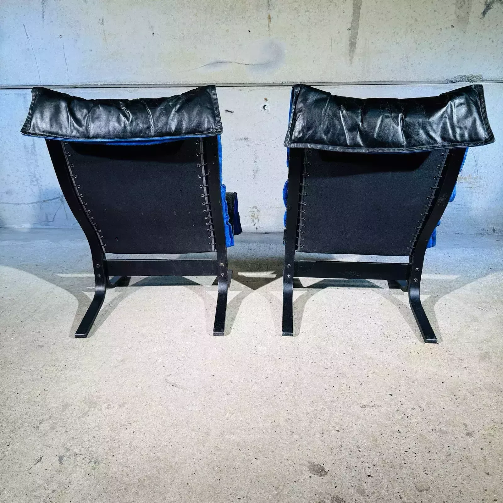 photo for sale Pair Of Easy Chairs Black Leather By Westnofa, Norway 1970 Bentwood Frame