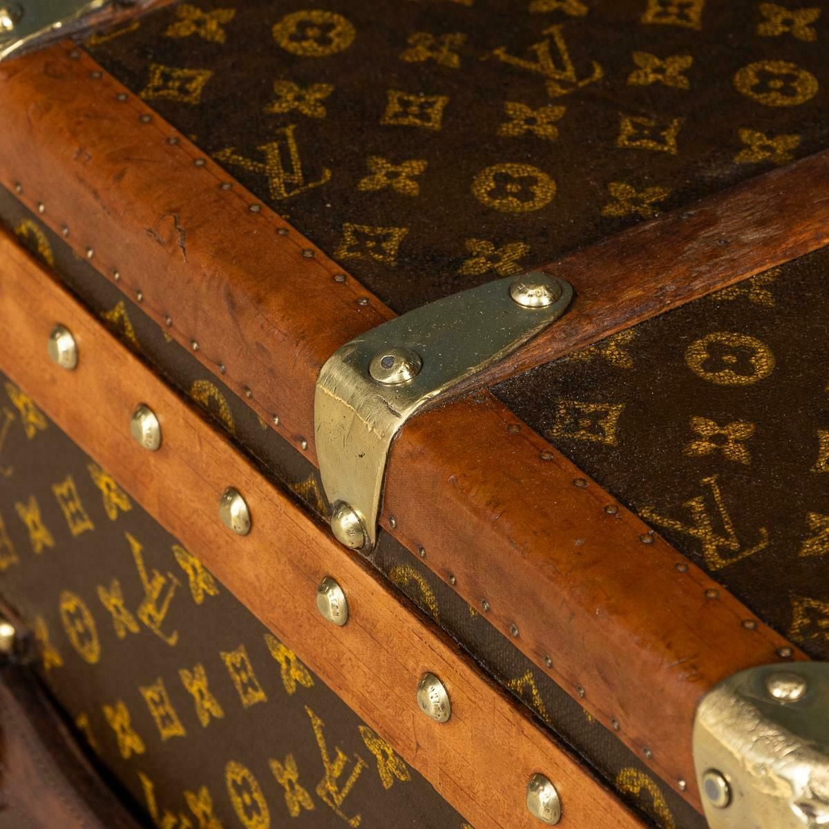 photo vintage 20th Century Louis Vuitton Trunk In Monogram Canvas, Made In France C.1930