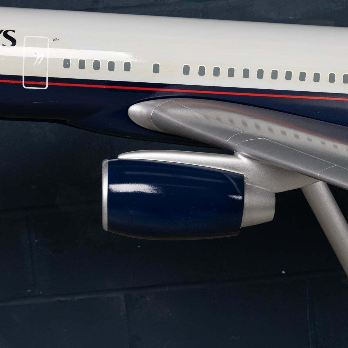 photo vintage 20th Century Large Boeing 757 With British Airways Landor Livery By Space Models