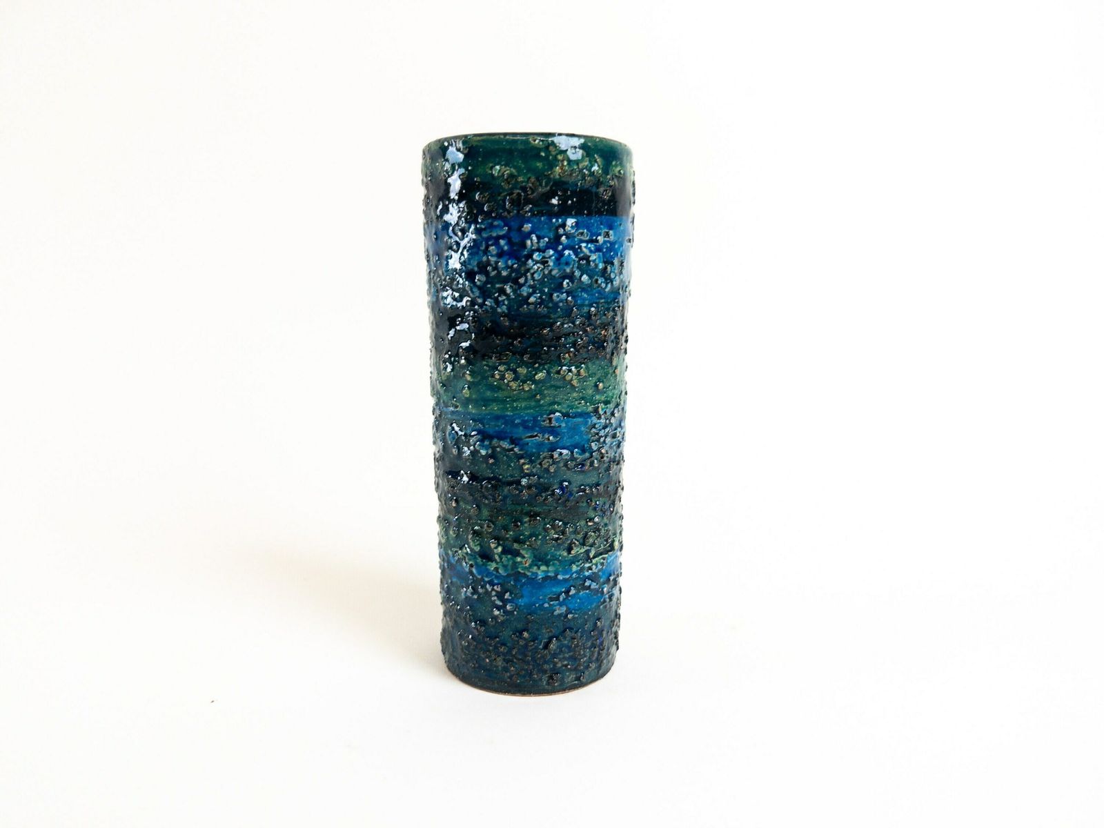 photo furniture Handcrafted Bitossi Vase In Beautiful Rimini Blue Colors   Small Size