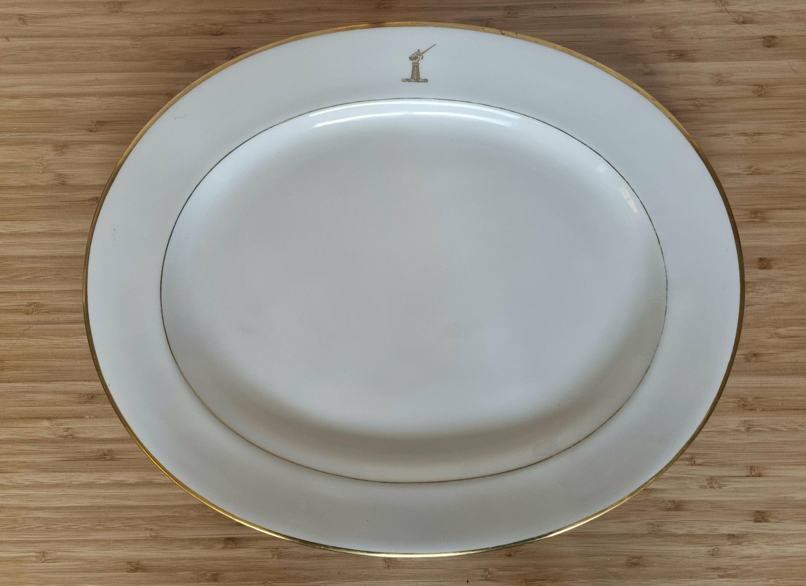 2 Set Of Serving Platters By Cauldon China In White Porcelain And Gold Trim // Ashleyparkerva photo for sale