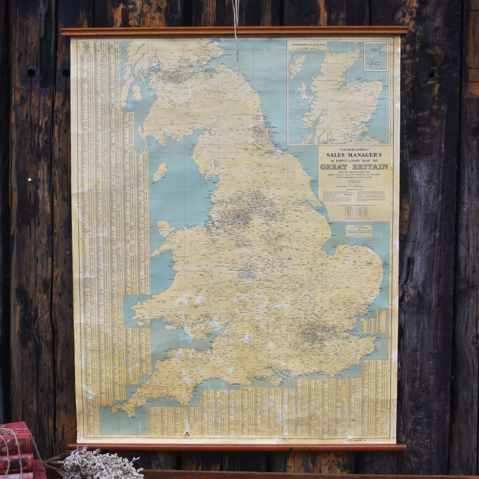 Vintage 1950's Geogriphia Sales Manager's Population Poster Map Of Great Britain photo vinterior