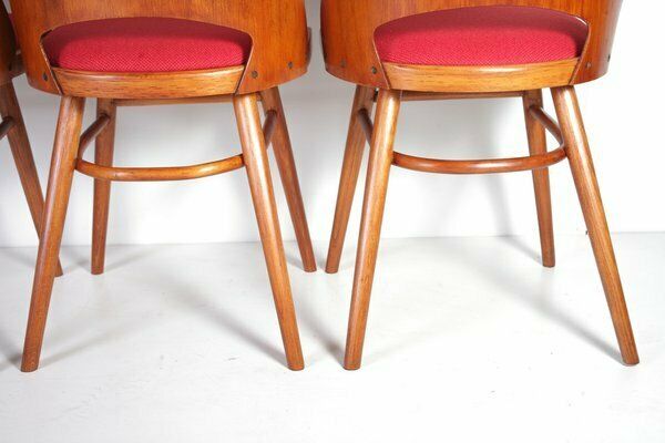 photo vintage Eetkamerstoelen Van Oswald Heardtl Voor Ton, Set Van 4