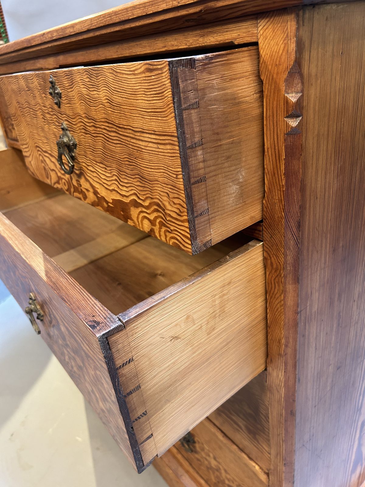 Furniture Victorian Oregon Pine Chest Of Drawers photo