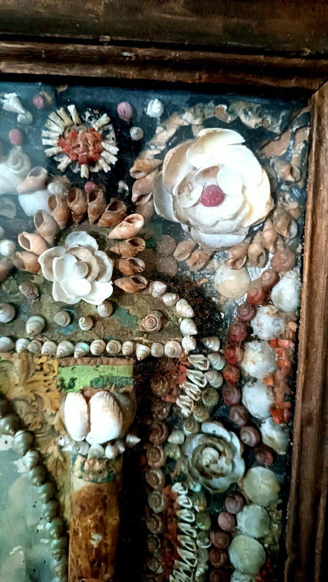 Art Large Execution Of The Madonna In A Setting Of Coral And Shells, 19th Century photo
