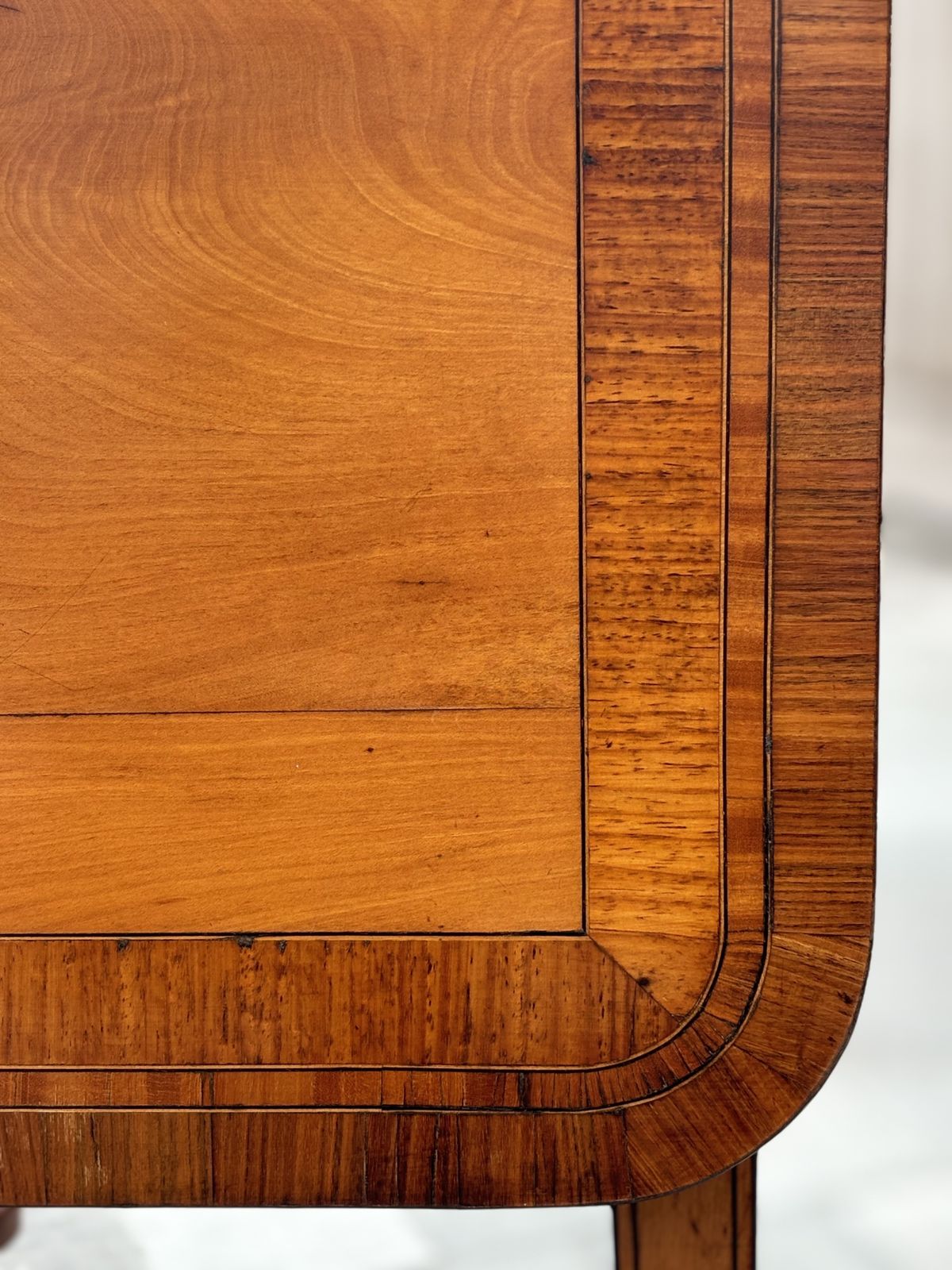 18th Century George III Sheraton Period Satinwood Table photo 4000.0