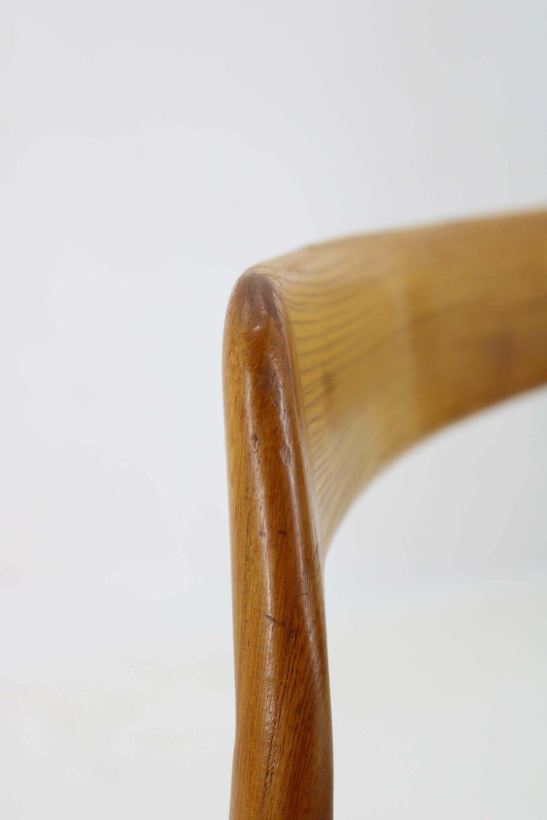 photo furniture 1970s Beech Chair By Drevotvar Jablonne, Czechoslovakia