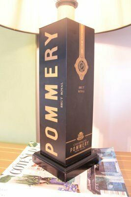 765.0 Hollywood Regency Champagne Pommery Table Lamp, France, 1970s photo