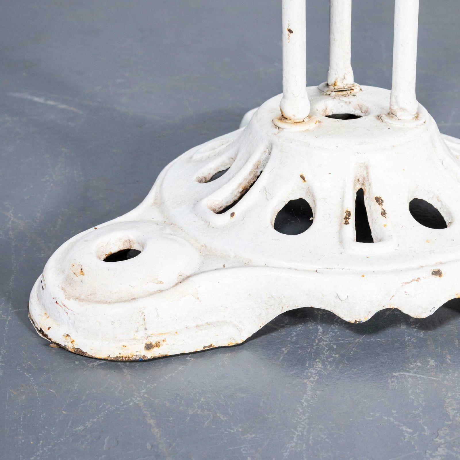 1950’s French Metal Tripod Base Outdoor Small Gueridon Table photo buy