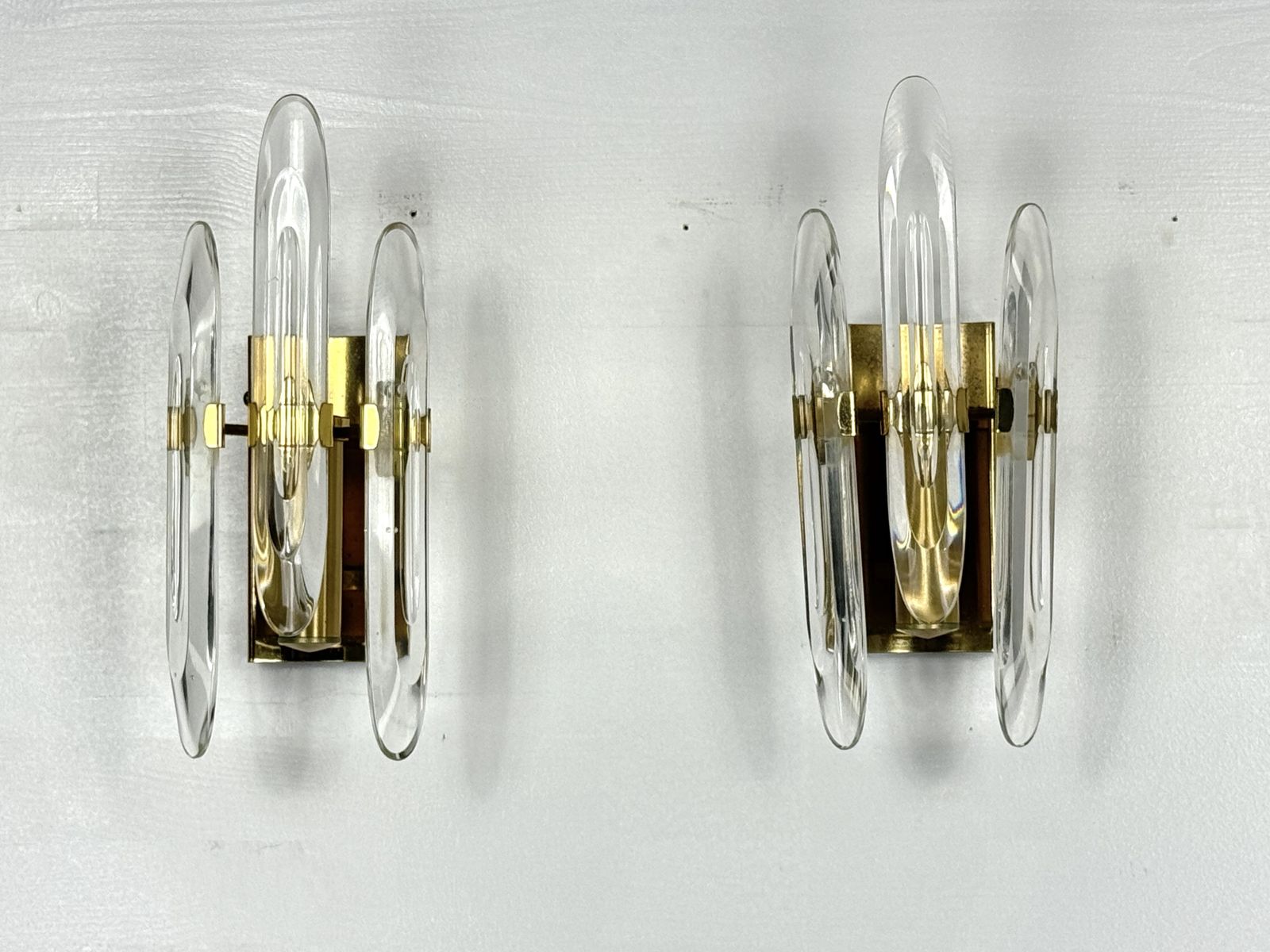 Pair Of Sciolari Sconces In Glass And Gilded Brass. Italy 1970s