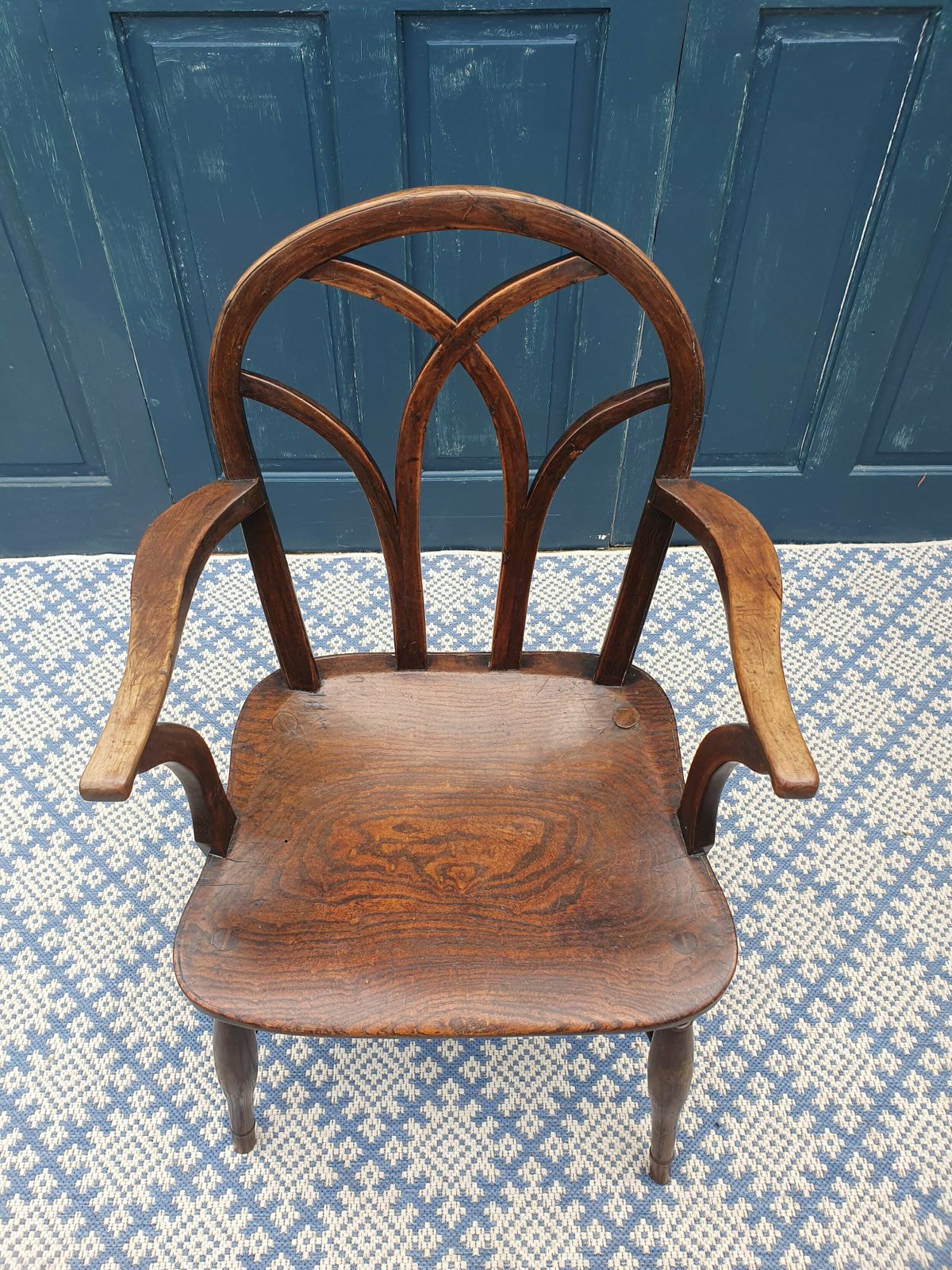 Hoop Back 19th Century Gothic Windsor Armchair photo vinterior