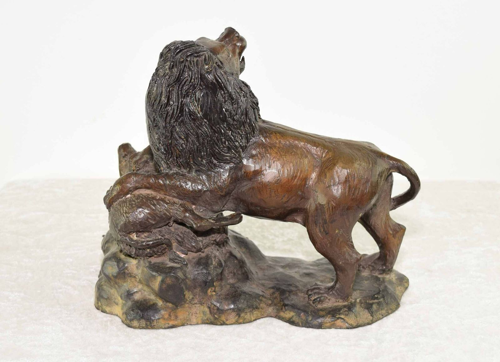 Early 19th Century Bronze Figure Of A Lion With Prey photo 825.0