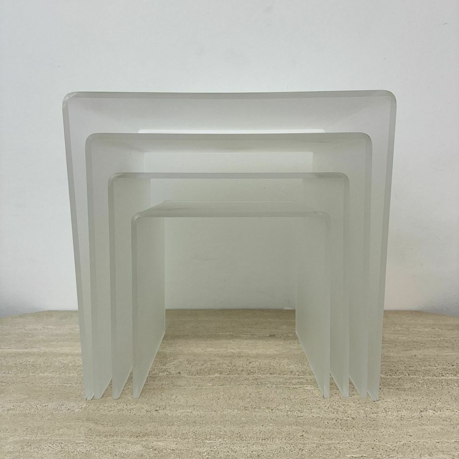 Set Van 4 Lucite Bijzettafels, Jaren 1970 photo furniture