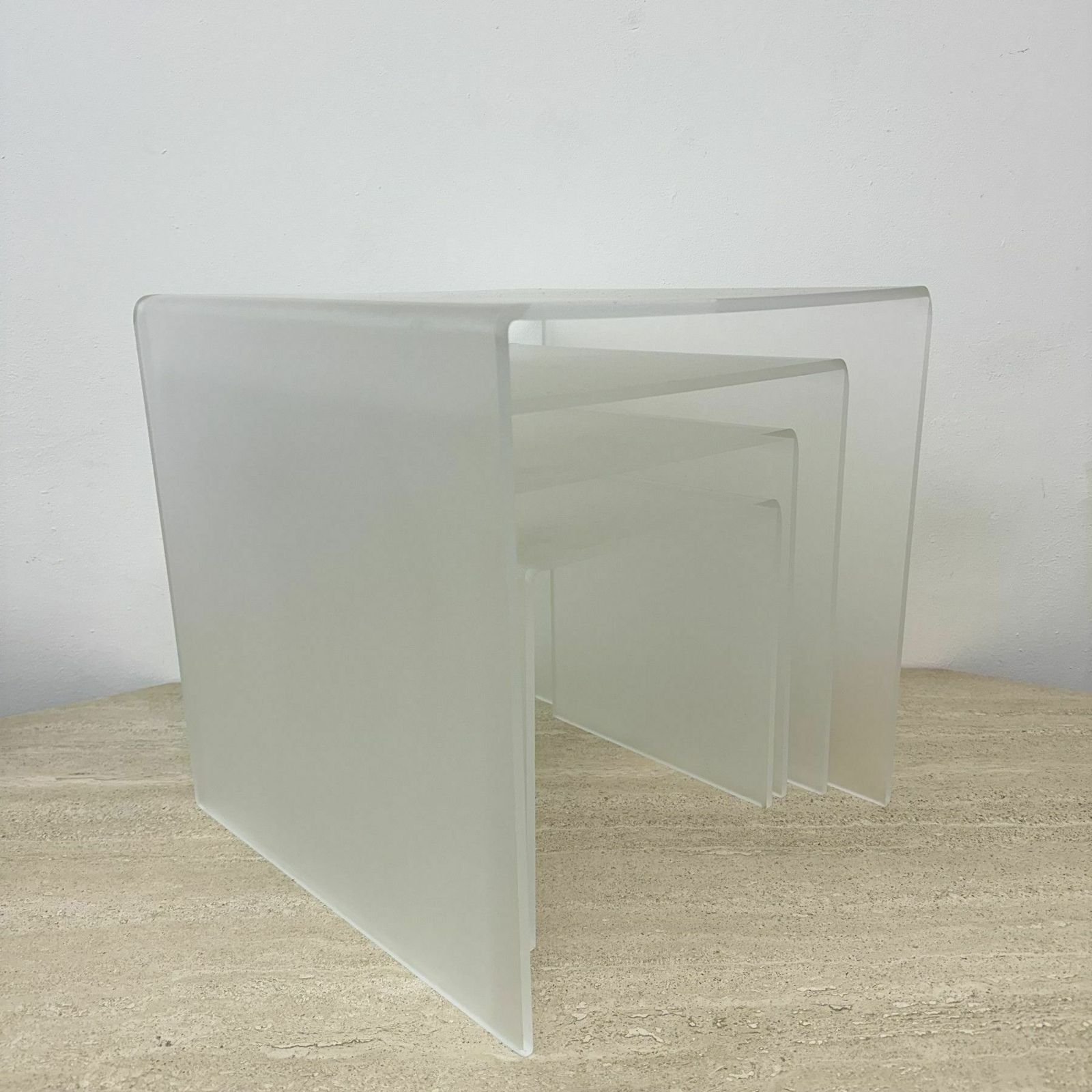 Set Van 4 Lucite Bijzettafels, Jaren 1970 photo buy