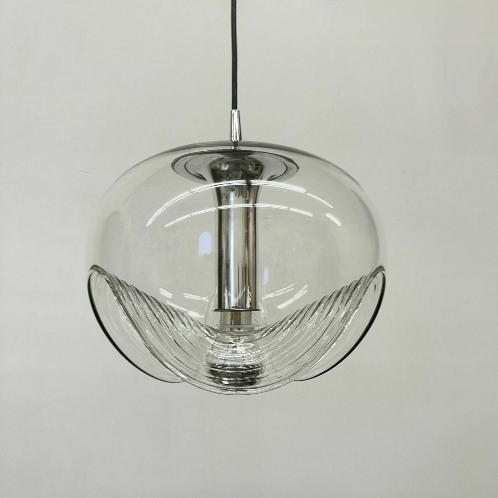 photo buy Peil & Putzler 'Futura' Hanglamp Door Koch & Lowy, Jaren 1970