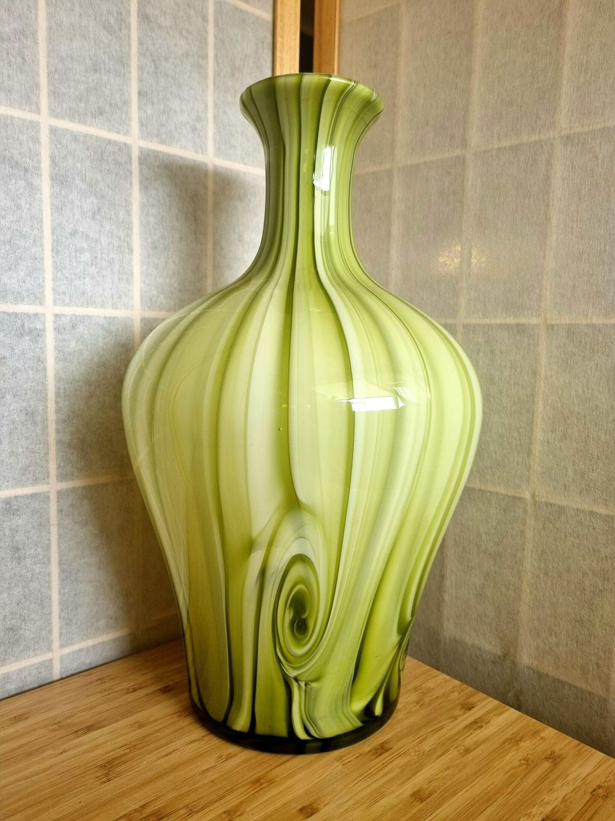 Large Art Glass Vase In Green Swirl Stripe photo 75.0