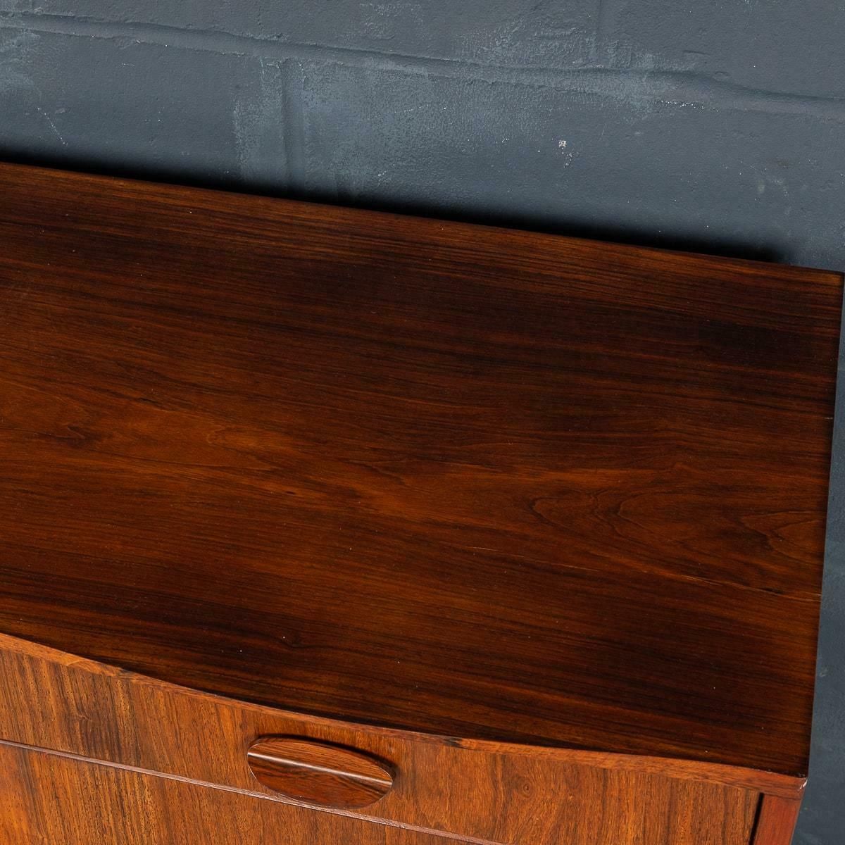 photo vinterior 20th Century English Rosewood Sideboard By Gordon Russell C.1967