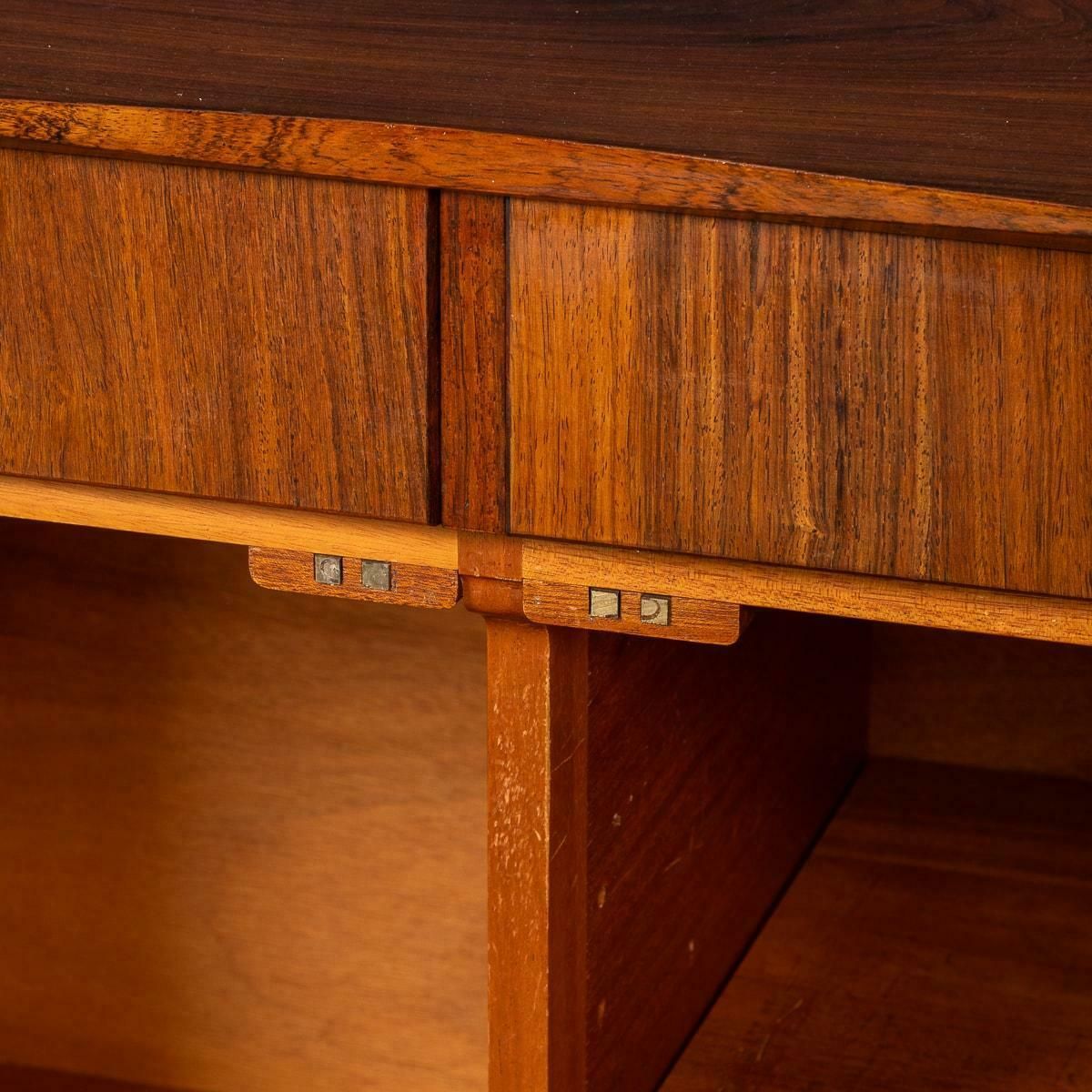photo vintage 20th Century English Rosewood Sideboard By Gordon Russell C.1967
