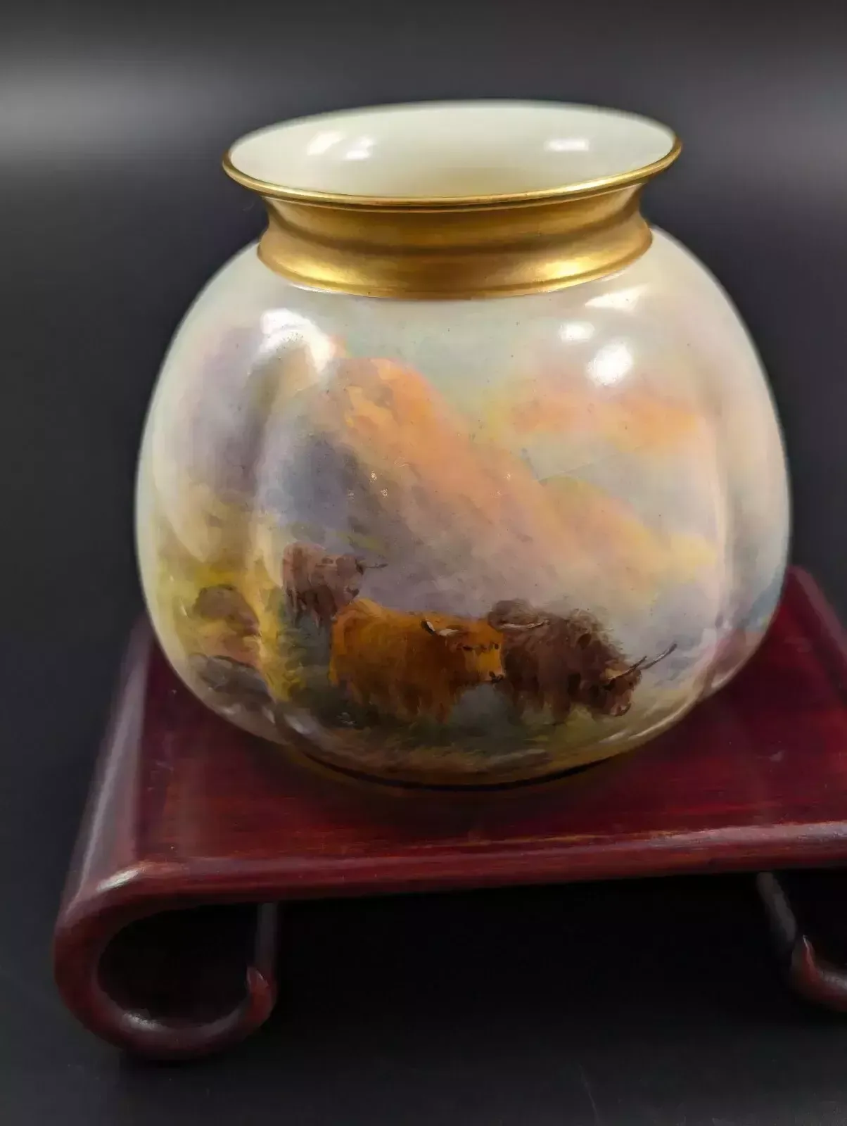 1100.0 A Pair Of Royal Worcester Vases Painted With Highland Cattle By Harry Stinton photo